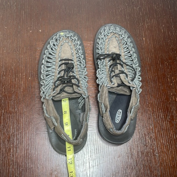 Keen Uneek Braided Mens Hiking Outdoor Slip on Sandals Size 9.5 - Picture 8 of 9